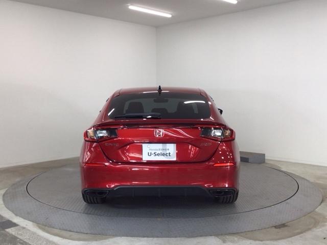 車が大好きなスタッフが心をこめて接客いたします。お客様一人一人のお車に対する思いや気持ちをうかがい、充実した時間が過ごせるよう努めます。