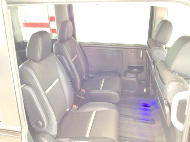 ステップワゴンスパーダ スパーダハイブリッドＧ・ＥＸホンダセンシング　ＬＥＤ・フルセグ・メモリナビ・バックカメラ・純正ＡＷ・シートヒーター・ＥＴＣ　フルオートエアコン　キーフリー　クリアランスソナー　Ｓヒーター　横滑防止　ＷＡＣ　セキュリティアラーム　ＤＶＤ再生可（15枚目）