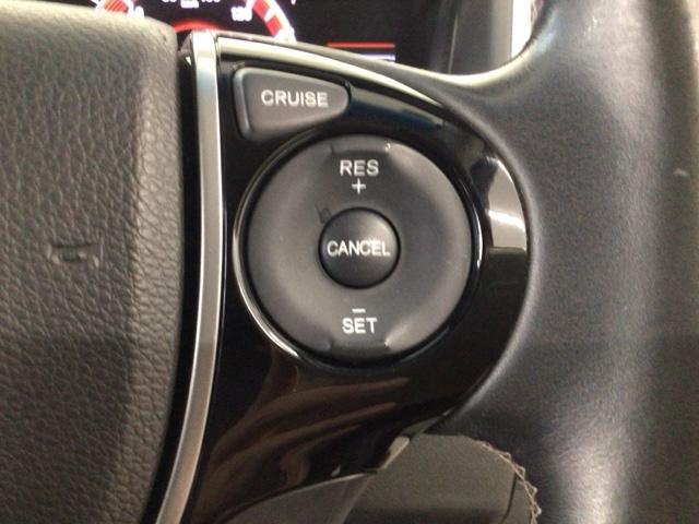 オデッセイ アブソルート・ＥＸ　ＬＥＤ・メモリナビ・純正ＡＷ・電動シート・両側電動ドア・オットマン・ＥＴＣ　ＷＡＣ　スマ－トキ－　セキュリティーアラーム　３列シート　ＤＶＤ再生　オートクルーズコントロール　パワーウィンドウ　エアコン（10枚目）