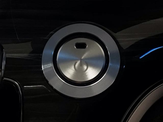 オデッセイ アブソルート・ＥＸ　ＬＥＤ・メモリナビ・純正ＡＷ・電動シート・両側電動ドア・オットマン・ＥＴＣ　ＷＡＣ　スマ－トキ－　セキュリティーアラーム　３列シート　ＤＶＤ再生　オートクルーズコントロール　パワーウィンドウ　エアコン（12枚目）