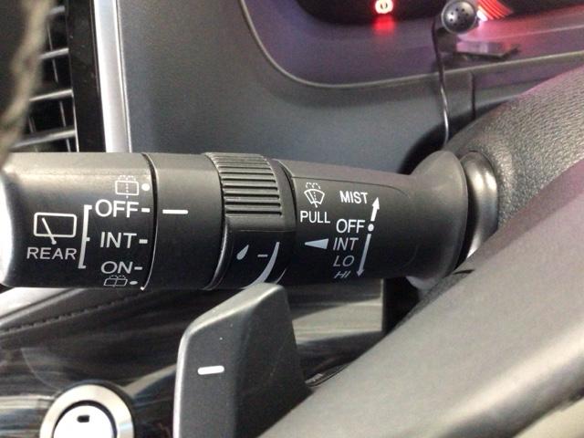 オデッセイ アブソルート・ＥＸ　ＬＥＤ・メモリナビ・純正ＡＷ・電動シート・両側電動ドア・オットマン・ＥＴＣ　ＷＡＣ　スマ－トキ－　セキュリティーアラーム　３列シート　ＤＶＤ再生　オートクルーズコントロール　パワーウィンドウ　エアコン（13枚目）