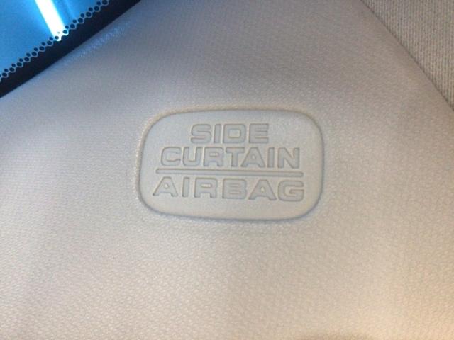 オデッセイ アブソルート・ＥＸ　ＬＥＤ・メモリナビ・純正ＡＷ・電動シート・両側電動ドア・オットマン・ＥＴＣ　ＷＡＣ　スマ－トキ－　セキュリティーアラーム　３列シート　ＤＶＤ再生　オートクルーズコントロール　パワーウィンドウ　エアコン（20枚目）