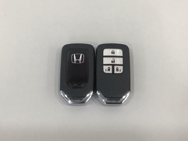 オデッセイ アブソルート・ＥＸ　ＬＥＤ・メモリナビ・純正ＡＷ・電動シート・両側電動ドア・オットマン・ＥＴＣ　ＷＡＣ　スマ－トキ－　セキュリティーアラーム　３列シート　ＤＶＤ再生　オートクルーズコントロール　パワーウィンドウ　エアコン（25枚目）