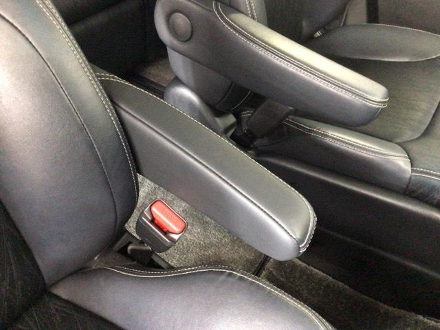 オデッセイ アブソルート・ＥＸ　ＬＥＤ・メモリナビ・純正ＡＷ・電動シート・両側電動ドア・オットマン・ＥＴＣ　ＷＡＣ　スマ－トキ－　セキュリティーアラーム　３列シート　ＤＶＤ再生　オートクルーズコントロール　パワーウィンドウ　エアコン（29枚目）