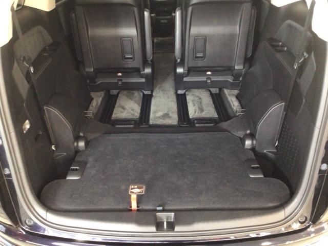 オデッセイ アブソルート・ＥＸ　ＬＥＤ・メモリナビ・純正ＡＷ・電動シート・両側電動ドア・オットマン・ＥＴＣ　ＷＡＣ　スマ－トキ－　セキュリティーアラーム　３列シート　ＤＶＤ再生　オートクルーズコントロール　パワーウィンドウ　エアコン（35枚目）