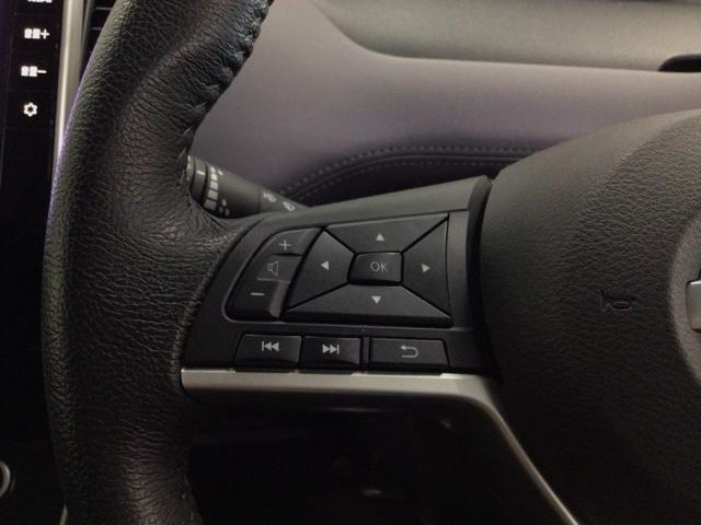 セレナ ハイウェイスターＶ　ＬＥＤ・フルセグ・メモリナビ・バックカメラ・純正ＡＷ・両側電動ドア・ＥＴＣ　サイドエアバッグ　アラウンドビュ－　地デジフルセグ　Ｃセンサー　フロントカメラ　１オナ　ブルーレイ再生　衝突被害軽減　ＡＢＳ（21枚目）