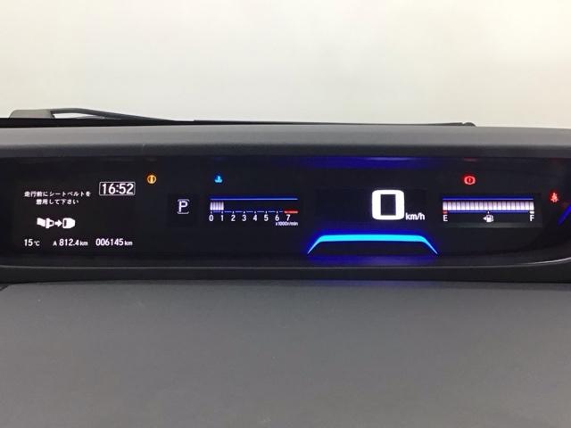 フリード＋ クロスター　レンタＵＰ・ＬＥＤ・フルセグ・メモリナビ・バックカメラ・シートヒーター・純正ＡＷ　ウォークスルー　両側パワースライドドア　サイドカーテンエアバック　ＬＥＤライト　リヤカメラ　ワンオーナー　ＶＳＡ（14枚目）