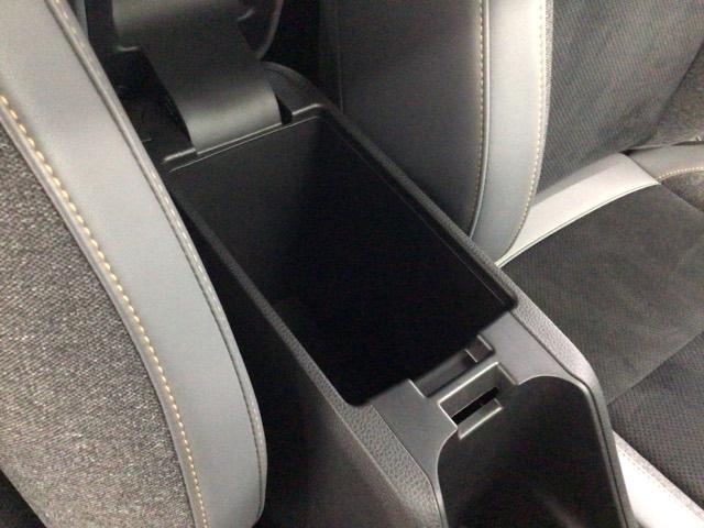 フィット ＲＳ　ＬＥＤ・フルセグ・メモリナビ・ＤＶＤ・バックカメラ・純正ＡＷ・ＥＴＣ　ＵＳＢポート　コーナーセンサー　イモビライザー　地デジフルセグ　リアカメラ　ＬＥＤヘッドライト　ＤＶＤ再生　エアコン　ＥＴＣ車載器（26枚目）