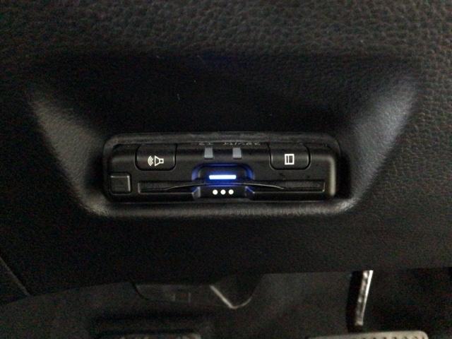 フィット ＲＳ　ＬＥＤ・フルセグ・メモリナビ・ＤＶＤ・バックカメラ・純正ＡＷ・ＥＴＣ　ＵＳＢポート　コーナーセンサー　イモビライザー　地デジフルセグ　リアカメラ　ＬＥＤヘッドライト　ＤＶＤ再生　エアコン　ＥＴＣ車載器（32枚目）