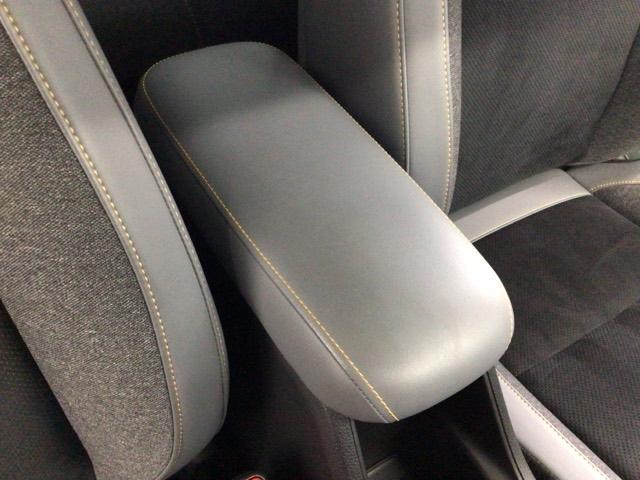 フィット ＲＳ　ＬＥＤ・フルセグ・メモリナビ・ＤＶＤ・バックカメラ・純正ＡＷ・ＥＴＣ　ＵＳＢポート　コーナーセンサー　イモビライザー　地デジフルセグ　リアカメラ　ＬＥＤヘッドライト　ＤＶＤ再生　エアコン　ＥＴＣ車載器（38枚目）