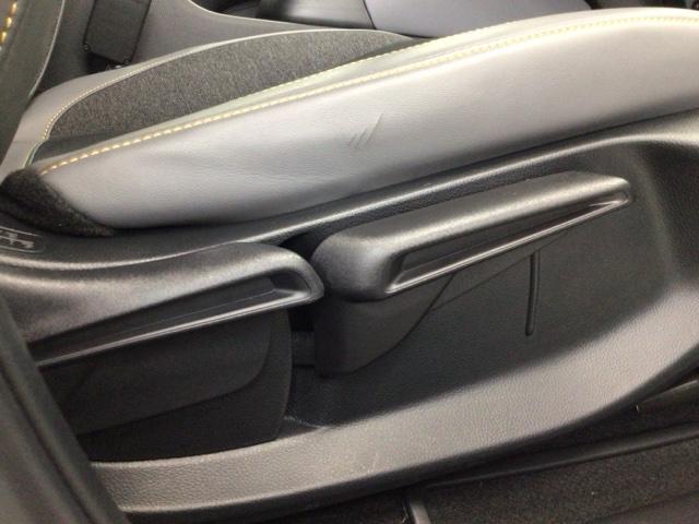 フィット ＲＳ　ＬＥＤ・フルセグ・メモリナビ・ＤＶＤ・バックカメラ・純正ＡＷ・ＥＴＣ　ＵＳＢポート　コーナーセンサー　イモビライザー　地デジフルセグ　リアカメラ　ＬＥＤヘッドライト　ＤＶＤ再生　エアコン　ＥＴＣ車載器（39枚目）