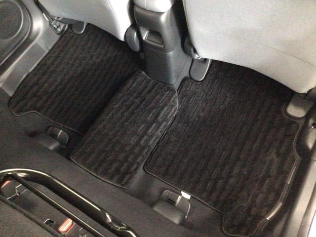 フィット ＲＳ　ＬＥＤ・フルセグ・メモリナビ・ＤＶＤ・バックカメラ・純正ＡＷ・ＥＴＣ　ＵＳＢポート　コーナーセンサー　イモビライザー　地デジフルセグ　リアカメラ　ＬＥＤヘッドライト　ＤＶＤ再生　エアコン　ＥＴＣ車載器（43枚目）