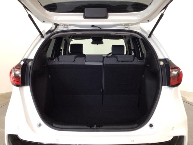 フィット ＲＳ　ＬＥＤ・フルセグ・メモリナビ・ＤＶＤ・バックカメラ・純正ＡＷ・ＥＴＣ　ＵＳＢポート　コーナーセンサー　イモビライザー　地デジフルセグ　リアカメラ　ＬＥＤヘッドライト　ＤＶＤ再生　エアコン　ＥＴＣ車載器（45枚目）