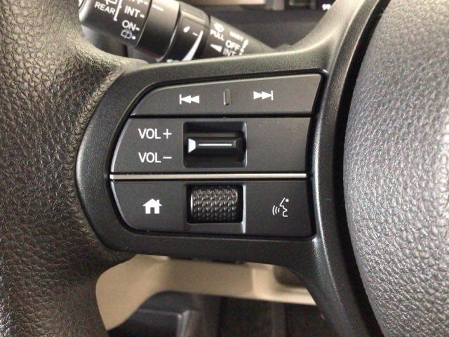 �X�e�A�����O�����R���́A�^�]���ł��ȒP�ɉ��ʒ�����`�����l���ύX���ł��܂��I�킫���^�]�h�~�ɂ��Ȃ���̂ň��S�ł���