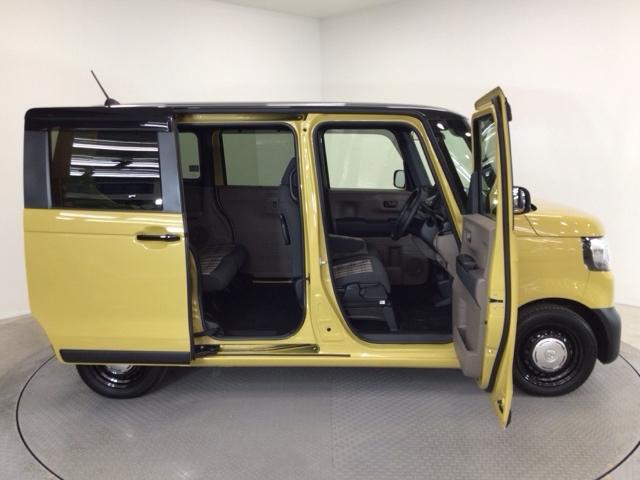 ���X�ł̔̔��ԗ��́A�Ԍ������͂������A�Ԍ��c����̎ԗ��ł��_����������������I��点�Ă��炨�q�l�ֈ����n���v���܂��̂ŁA���S���Ă��w�����������܂���