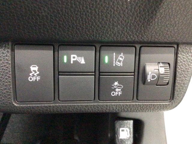 N-ONE オリジナル デモカーUP・LED・フルセグ・メモリナビ・バックカメラ・USBポート・ETC 追突被害軽減ブレーキ オートクルーズコントロール サイドエアバック ETC車載器 クリアランスソナー ナビ&TV WAB(8枚目)