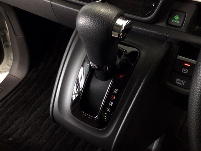 N-ONE オリジナル デモカーUP・LED・フルセグ・メモリナビ・バックカメラ・USBポート・ETC 追突被害軽減ブレーキ オートクルーズコントロール サイドエアバック ETC車載器 クリアランスソナー ナビ&TV WAB(17枚目)