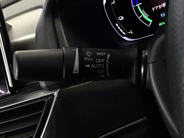 アコード ＥＸ　ＬＥＤ・フルセグ・メモリナビ・バックカメラ・純正ＡＷ・シートヒーター・サンルーフ　カーテンエアバッグ　イモビ　追突軽減ブレーキ　オートエアコン　ＬＥＤヘッドライト　皮シート　横滑り防止装置　スマキー（19枚目）