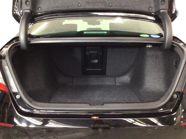 アコード ＥＸ　ＬＥＤ・フルセグ・メモリナビ・バックカメラ・純正ＡＷ・シートヒーター・サンルーフ　カーテンエアバッグ　イモビ　追突軽減ブレーキ　オートエアコン　ＬＥＤヘッドライト　皮シート　横滑り防止装置　スマキー（48枚目）