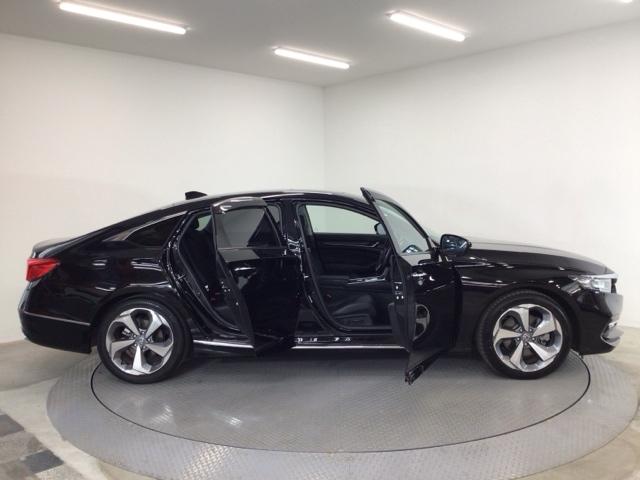 アコード ＥＸ　ＬＥＤ・フルセグ・メモリナビ・バックカメラ・純正ＡＷ・シートヒーター・サンルーフ　カーテンエアバッグ　イモビ　追突軽減ブレーキ　オートエアコン　ＬＥＤヘッドライト　皮シート　横滑り防止装置　スマキー（60枚目）