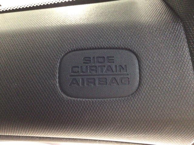 �f�ڂ���Ă���ʐ^�ȊO�����Ă݂����A�Ԃ̏�Ԃ��ڂ������������ȂǁA���C�y�ɂ��₢���킹���������I