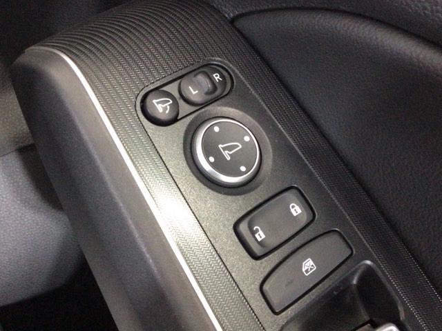 �L�x�ɍ݌ɂ���葵���Ă��܂��I�y�����Ԃ���~�j�o���A�Z�_���A�r�t�u�A�b��̃n�C�u���b�h�ԂȂǑ��X���ׂ��Ă���܂��I