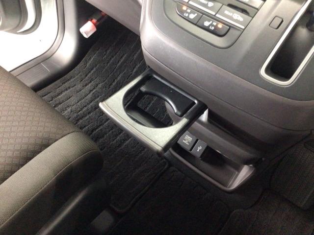 �f�ڂ���Ă���ʐ^�ȊO�����Ă݂����A�Ԃ̏�Ԃ��ڂ������������ȂǁA���C�y�ɂ��₢���킹���������I