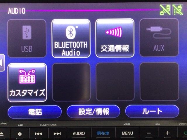 ヴェゼル ＲＳ・ホンダセンシング　ＬＥＤ・フルセグ・メモリナビ・バックカメラ・純正ＡＷ・シートヒーター・ＥＴＣ　盗難防止　バックモニター　１オーナー　サイドエアバック　スマ－トキ－　ＬＥＤライト　地デジＴＶ　フルオートエアコン　ＤＶＤ（8枚目）