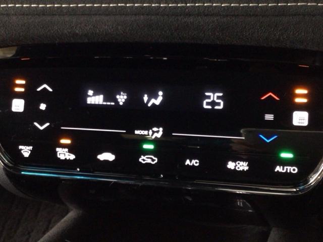 ヴェゼル ＲＳ・ホンダセンシング　ＬＥＤ・フルセグ・メモリナビ・バックカメラ・純正ＡＷ・シートヒーター・ＥＴＣ　盗難防止　バックモニター　１オーナー　サイドエアバック　スマ－トキ－　ＬＥＤライト　地デジＴＶ　フルオートエアコン　ＤＶＤ（23枚目）