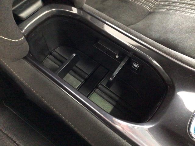 ヴェゼル ＲＳ・ホンダセンシング　ＬＥＤ・フルセグ・メモリナビ・バックカメラ・純正ＡＷ・シートヒーター・ＥＴＣ　盗難防止　バックモニター　１オーナー　サイドエアバック　スマ－トキ－　ＬＥＤライト　地デジＴＶ　フルオートエアコン　ＤＶＤ（27枚目）