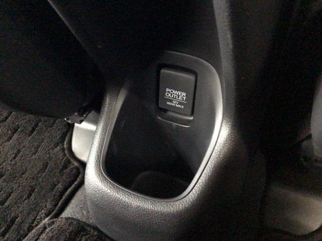 ヴェゼル ＲＳ・ホンダセンシング　ＬＥＤ・フルセグ・メモリナビ・バックカメラ・純正ＡＷ・シートヒーター・ＥＴＣ　盗難防止　バックモニター　１オーナー　サイドエアバック　スマ－トキ－　ＬＥＤライト　地デジＴＶ　フルオートエアコン　ＤＶＤ（30枚目）