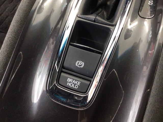 ヴェゼル ＲＳ・ホンダセンシング　ＬＥＤ・フルセグ・メモリナビ・バックカメラ・純正ＡＷ・シートヒーター・ＥＴＣ　盗難防止　バックモニター　１オーナー　サイドエアバック　スマ－トキ－　ＬＥＤライト　地デジＴＶ　フルオートエアコン　ＤＶＤ（35枚目）