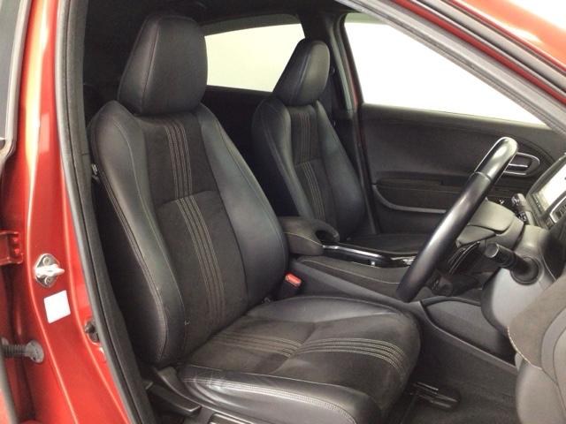 ヴェゼル ＲＳ・ホンダセンシング　ＬＥＤ・フルセグ・メモリナビ・バックカメラ・純正ＡＷ・シートヒーター・ＥＴＣ　盗難防止　バックモニター　１オーナー　サイドエアバック　スマ－トキ－　ＬＥＤライト　地デジＴＶ　フルオートエアコン　ＤＶＤ（40枚目）