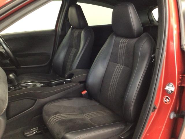 ヴェゼル ＲＳ・ホンダセンシング　ＬＥＤ・フルセグ・メモリナビ・バックカメラ・純正ＡＷ・シートヒーター・ＥＴＣ　盗難防止　バックモニター　１オーナー　サイドエアバック　スマ－トキ－　ＬＥＤライト　地デジＴＶ　フルオートエアコン　ＤＶＤ（41枚目）