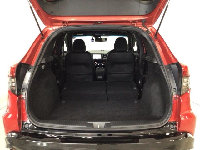 ヴェゼル ＲＳ・ホンダセンシング　ＬＥＤ・フルセグ・メモリナビ・バックカメラ・純正ＡＷ・シートヒーター・ＥＴＣ　盗難防止　バックモニター　１オーナー　サイドエアバック　スマ－トキ－　ＬＥＤライト　地デジＴＶ　フルオートエアコン　ＤＶＤ（48枚目）