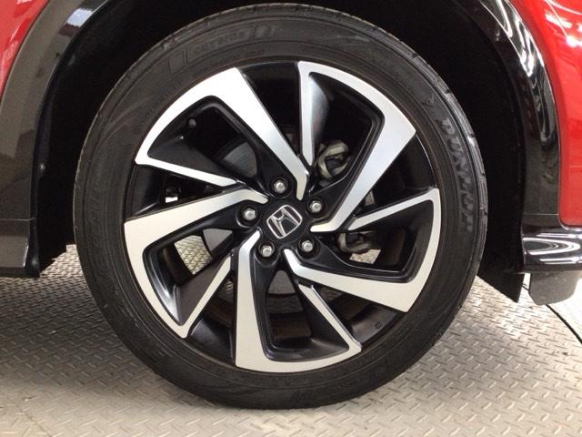 ヴェゼル ＲＳ・ホンダセンシング　ＬＥＤ・フルセグ・メモリナビ・バックカメラ・純正ＡＷ・シートヒーター・ＥＴＣ　盗難防止　バックモニター　１オーナー　サイドエアバック　スマ－トキ－　ＬＥＤライト　地デジＴＶ　フルオートエアコン　ＤＶＤ（61枚目）