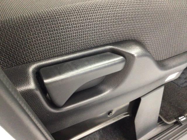 �y�O�ȁz�^�]�Ȃɂ̓V�[�g���𒲐��ł���n�C�g�A�W���X�^�[����������A���L���V�[�g�|�W�V�����̐ݒ肪�\�ɂȂ��Ă���܂���