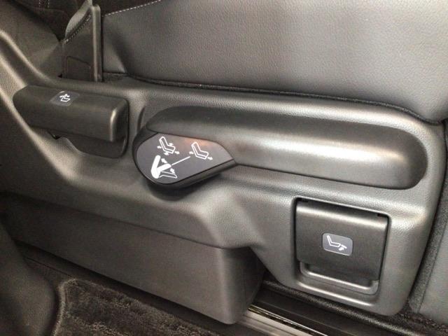 �f�ڂ���Ă���ʐ^�ȊO�����Ă݂����A�Ԃ̏�Ԃ��ڂ������������ȂǁA���C�y�ɂ��₢���킹���������I