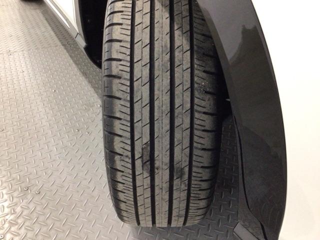 ヴェゼル ｅ：ＨＥＶＺ　ＬＥＤ・フルセグ・メモリナビ・バックカメラ・純正ＡＷ・シートヒーター・ＥＴＣ　衝突回避支援ブレーキ機能　１オナ　スマキ　Ｐトランク　フルオートエアコン　エアバッグ　両席エアバック　Ｒカメ　ＬＥＤランプ（3枚目）