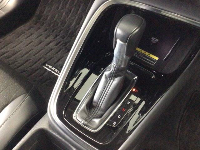 ヴェゼル ｅ：ＨＥＶＺ　ＬＥＤ・フルセグ・メモリナビ・バックカメラ・純正ＡＷ・シートヒーター・ＥＴＣ　衝突回避支援ブレーキ機能　１オナ　スマキ　Ｐトランク　フルオートエアコン　エアバッグ　両席エアバック　Ｒカメ　ＬＥＤランプ（23枚目）