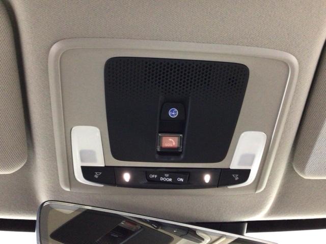 ヴェゼル ｅ：ＨＥＶＺ　ＬＥＤ・フルセグ・メモリナビ・バックカメラ・純正ＡＷ・シートヒーター・ＥＴＣ　衝突回避支援ブレーキ機能　１オナ　スマキ　Ｐトランク　フルオートエアコン　エアバッグ　両席エアバック　Ｒカメ　ＬＥＤランプ（30枚目）