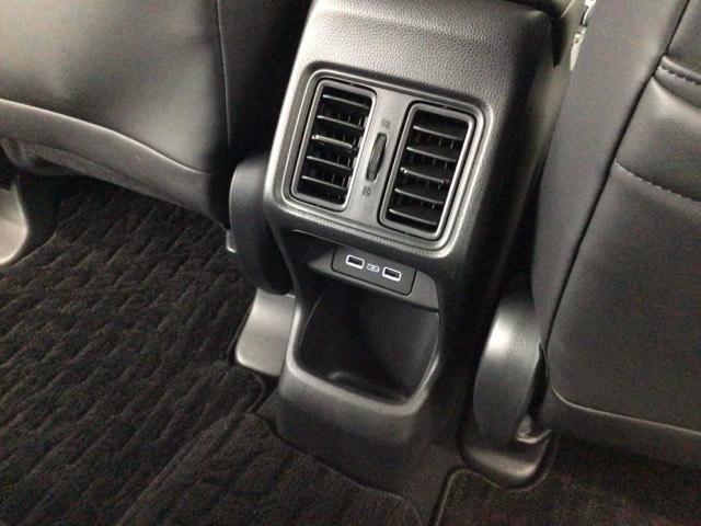 ヴェゼル ｅ：ＨＥＶＺ　ＬＥＤ・フルセグ・メモリナビ・バックカメラ・純正ＡＷ・シートヒーター・ＥＴＣ　衝突回避支援ブレーキ機能　１オナ　スマキ　Ｐトランク　フルオートエアコン　エアバッグ　両席エアバック　Ｒカメ　ＬＥＤランプ（33枚目）