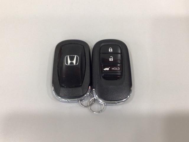 ヴェゼル ｅ：ＨＥＶＺ　ＬＥＤ・フルセグ・メモリナビ・バックカメラ・純正ＡＷ・シートヒーター・ＥＴＣ　衝突回避支援ブレーキ機能　１オナ　スマキ　Ｐトランク　フルオートエアコン　エアバッグ　両席エアバック　Ｒカメ　ＬＥＤランプ（40枚目）