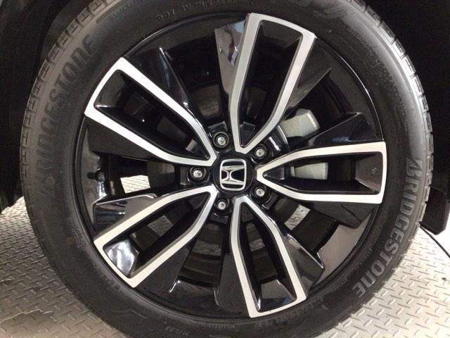 ヴェゼル ｅ：ＨＥＶＺ　ＬＥＤ・フルセグ・メモリナビ・バックカメラ・純正ＡＷ・シートヒーター・ＥＴＣ　衝突回避支援ブレーキ機能　１オナ　スマキ　Ｐトランク　フルオートエアコン　エアバッグ　両席エアバック　Ｒカメ　ＬＥＤランプ（61枚目）