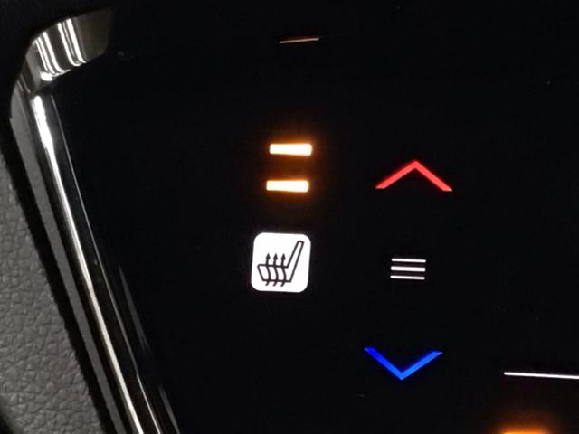 ヴェゼル ハイブリッドＲＳ・ホンダセンシング　ＬＥＤ・フルセグ・メモリナビ・バックカメラ・純正ＡＷ・シートヒーター・ＥＴＣ　ＥＴＣ付　１オ－ナ－　サイドＳＲＳ　Ｒカメ　フルオートエアコン　ＵＳＢ接続　両席エアバック　スマキー　ＴＶナビ　横滑り防止（10枚目）