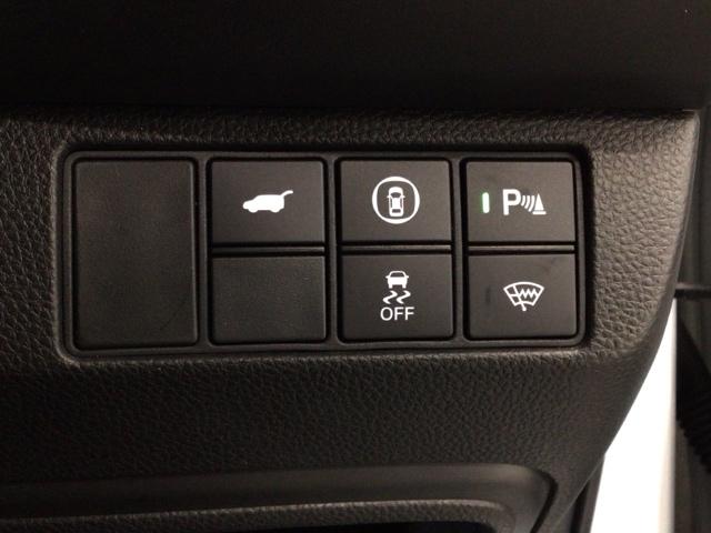 ヴェゼル ｅ：ＨＥＶＺ　ＬＥＤ・フルセグ・メモリナビ・バックカメラ・純正ＡＷ・ホンダＣＯＮＮＥＣＴ　地上デジタル　ＵＳＢ入力　ハンズフリーテールゲート　ワンオーナ－　シートＨ　サイドエアＢ　パークセンサー　リヤカメラ　ＥＳＣ（10枚目）