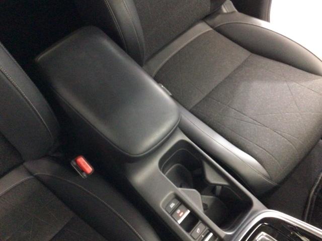 ヴェゼル ｅ：ＨＥＶＺ　ＬＥＤ・フルセグ・メモリナビ・バックカメラ・純正ＡＷ・ホンダＣＯＮＮＥＣＴ　地上デジタル　ＵＳＢ入力　ハンズフリーテールゲート　ワンオーナ－　シートＨ　サイドエアＢ　パークセンサー　リヤカメラ　ＥＳＣ（37枚目）