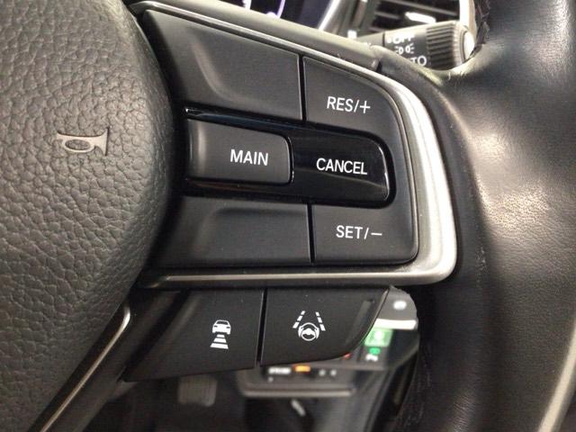 �y�A�_�v�e�B�u�E�N���[�Y�E�R���g���[���z�\�ߐݒ肵���ԑ����ŃN���}�������I�ɉ������B�O���ԂƂ̓K�؂ȎԊԋ������ێ����Ȃ���Ǐ]���s���A�������H�ł̃h���C�o�[�̔�J���y�����Ă����������@�\�t��