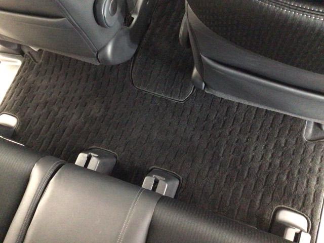 �f�ڂ���Ă���ʐ^�ȊO�����Ă݂����A�Ԃ̏�Ԃ��ڂ������������ȂǁA���C�y�ɂ��₢���킹���������I