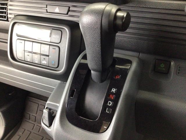 Ｎ－ＶＡＮ Ｇ・ホンダセンシング　メモリナビ・ＣＤ・両側手動ドア・パワーステアリング・パワーウィンドウ・ＥＴＣ　ｉストップ　横滑防止装置　キーレスエントリーシステム　１オーナー　前席パワーウインドウ　ＥＴＣ付き　助手席エアバッグ　ＰＳ（17枚目）